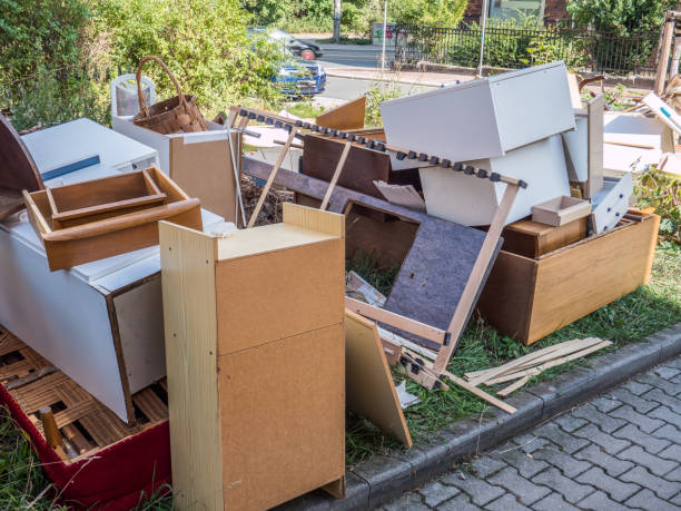 Best Commercial Cleanout Services  in Merced, CA